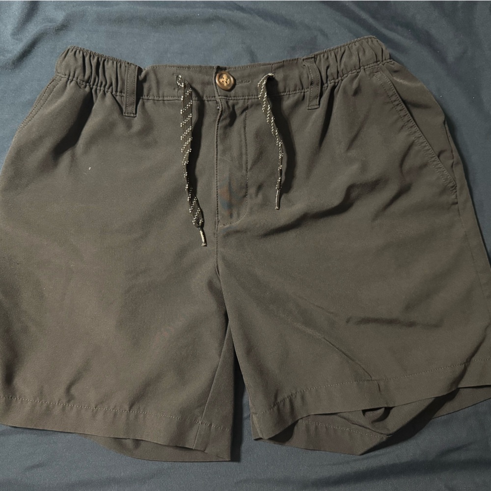 Chubbies Black Everywear Shorts 6 in